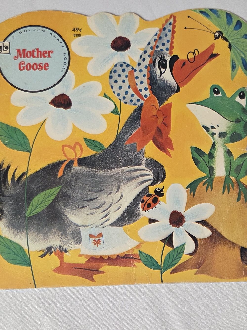 1977 Mother Goose - Illustrated by Bonnie and Bill Rutherford - A Golden Book